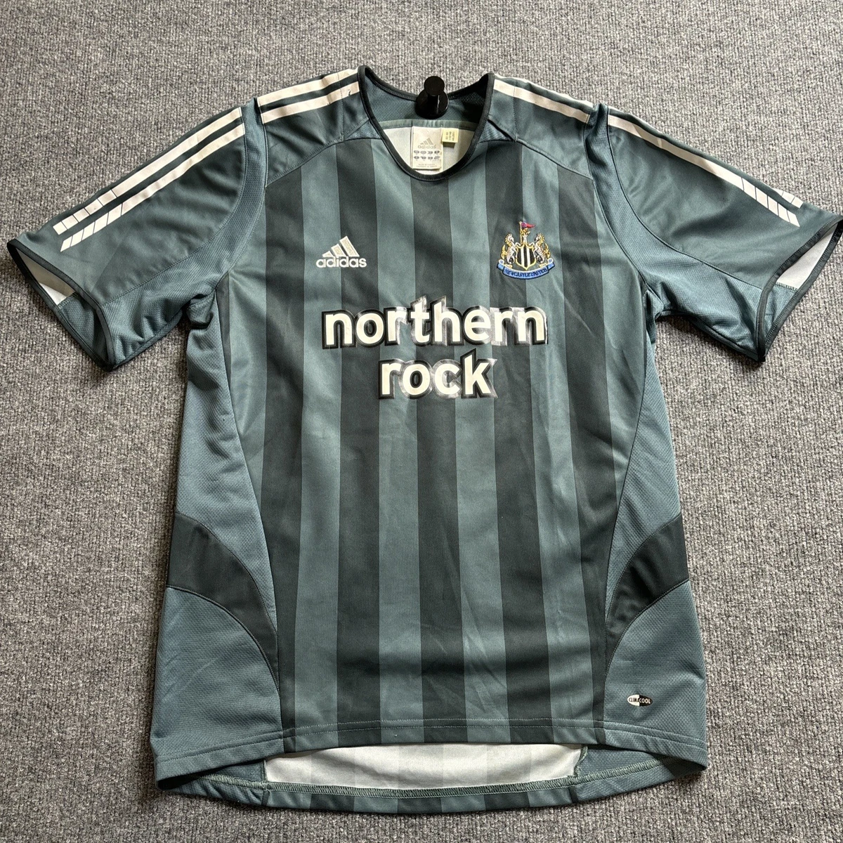 Preços baixos em Adidas Newcastle United International Club fã de