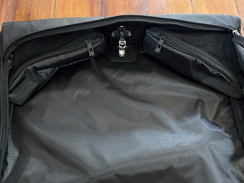 45" WallyBags Premium Framed Garment Bag w/ Shoulder Strap and Pockets - Picture 6 of 7