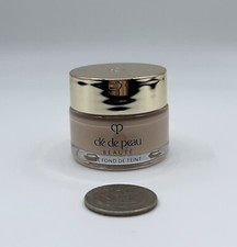 Cle de Peau Beaute Le Fond De Teint The Foundation 0.56oz / 15ml Choose Shade Ne