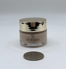 Cle de Peau Beaute Le Fond De Teint The Foundation 0.56oz / 15ml Choose Shade Ne