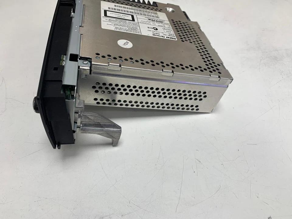 Radio BMW E90 Professional Reparatur Angebot BMW X1 E84 E90 E91 E87 E81 - Bild 4 von 4