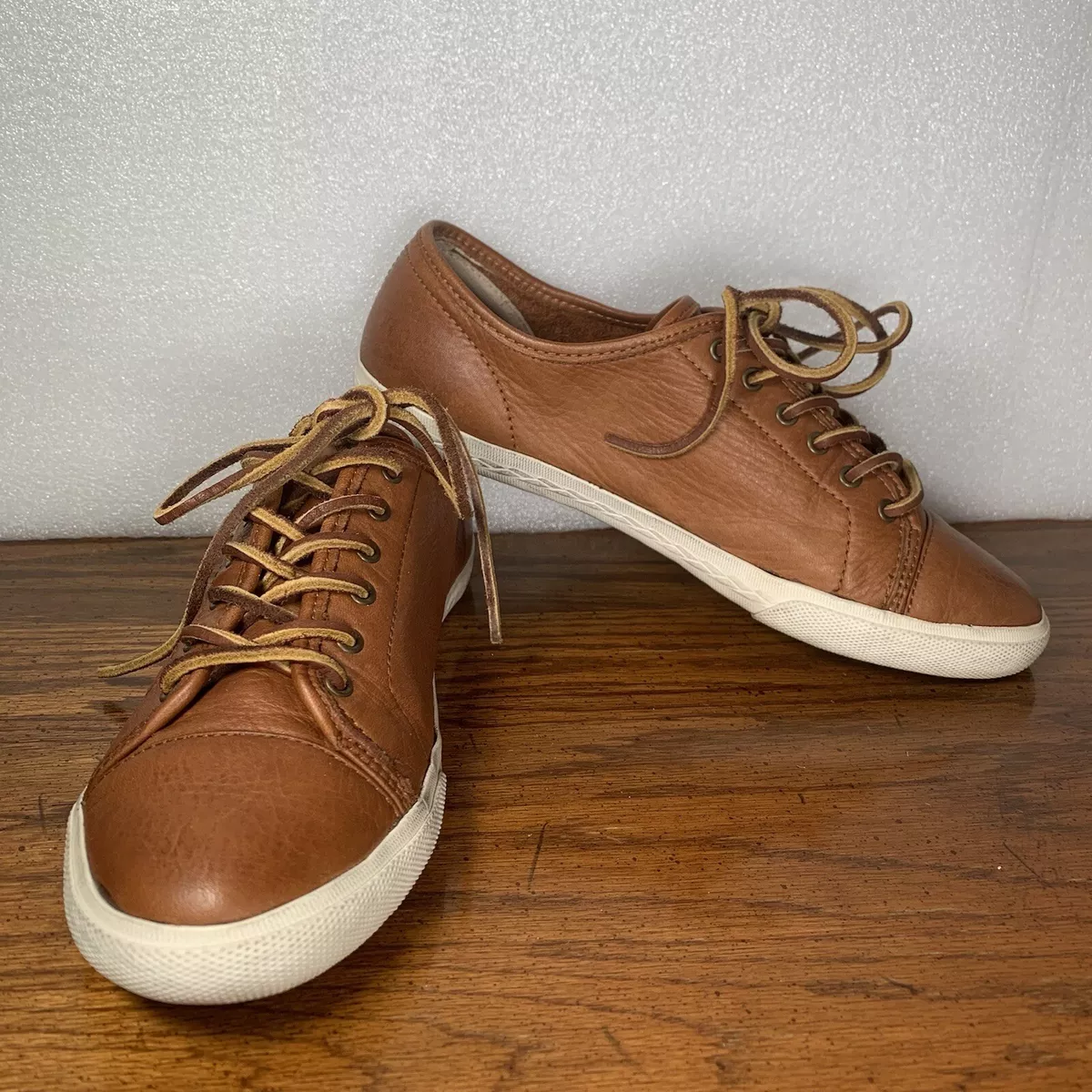 FRYE Brown Leather Sneaker Low Womens Size 7.5M Leather Laces