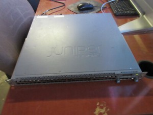 Juniper EX4300-48T 48-Ports Ethernet Switch USED