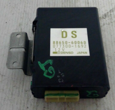 1992-1997 Toyota Landcruiser Cooler Stabilizer Amplifier OEM 88650