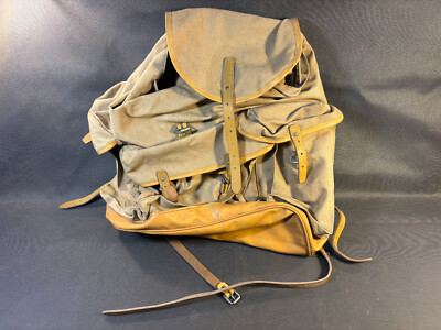 Ancien sac à dos de type scout en toile de jute LAFUMA breveté