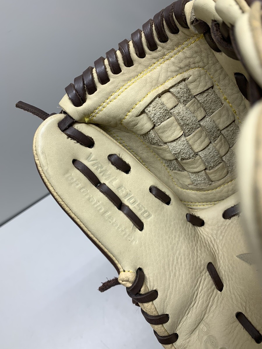 Reebok VR6000 Melee Series VRMLE1050 Baseball Glove Mitt