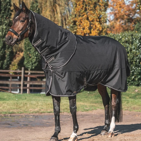 Back on Track Obsidian 300g Turnout rug + - Bild 1 von 1