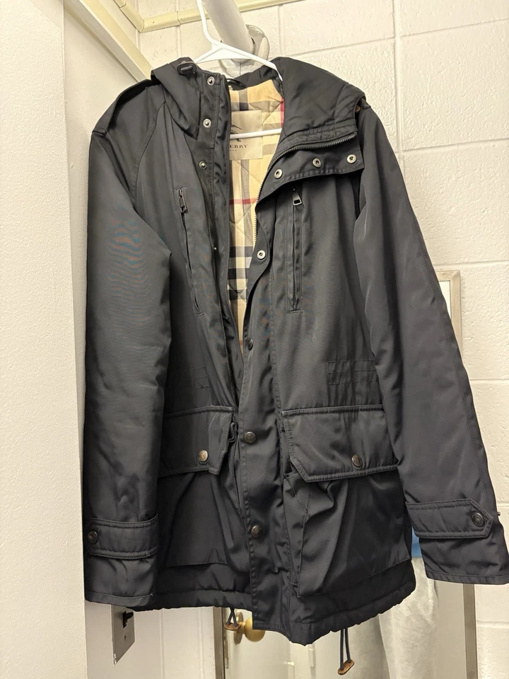 abrigo burberry hombre Foto 3 de 4