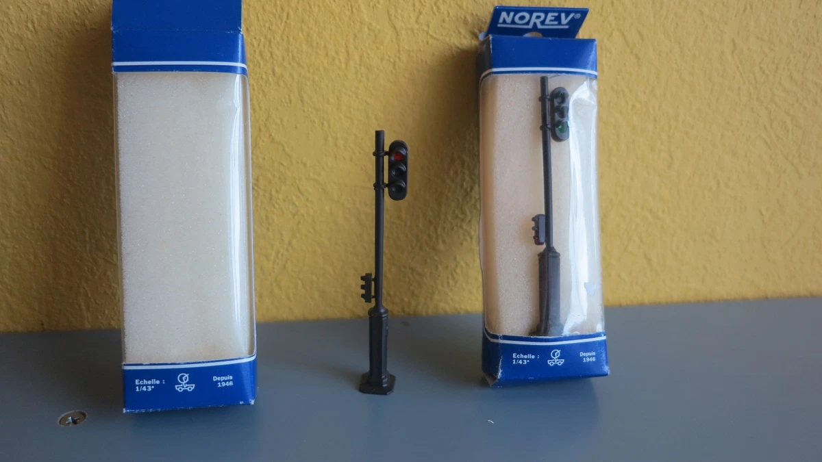 Kit Décoré Régions & Compagnies - Façade De Gare Routière - Échelle 1:43