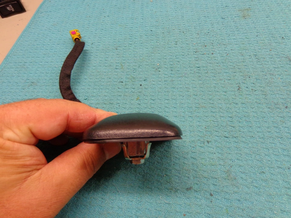 ANTENA GPS RADIO SATÉLITE DODGE RAM 4500 5500 13 14 15 16 17 18 Foto 4 de 4