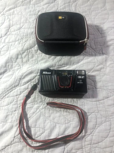 Nikon L135 AF 35mm Point and Shoot Film Camera Power/Battery Tested Works