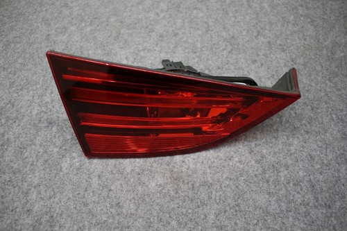 BMW X1 E84 Rückleuchte 2990113 Schlussleuchte Heckklappe links Rücklicht