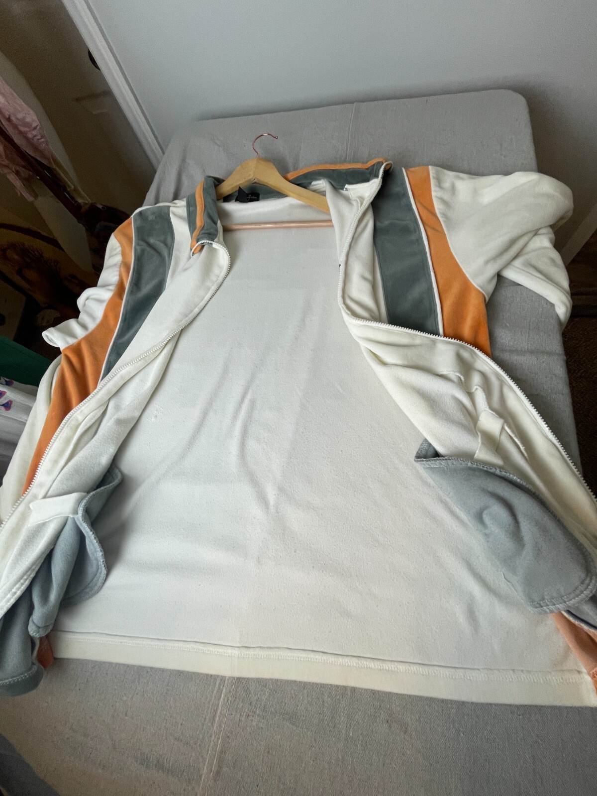 Picture 20 of 23