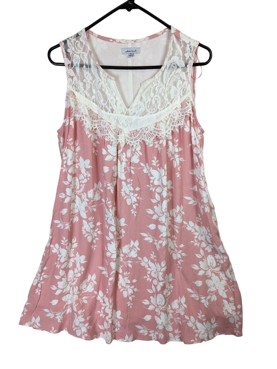 White Birch Women size M Pink Floral Lined Lace Trim Pockets