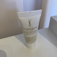 YSL Touche Eclat Le Teint Long Wear Glow Foundation 5ml Sample B80 BEIGE