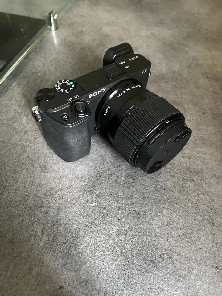 Sony Alpha 6400, foto 1 di 5