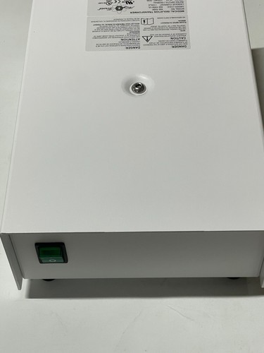 Toroid ISB-100M Medical Isolation Transformer 1000VA 9 115/230V Power Outlets - Picture 4 of 4