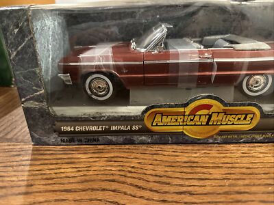 AMERICAN MUSCLE 1964 CHEVROLET IMPALA SS CONVERTIBLE IN SCALE 1:18