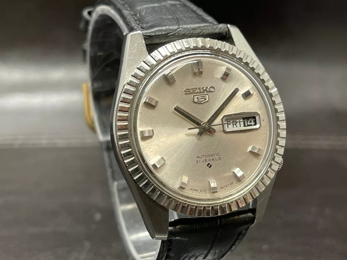 Vintage Seiko Automatic 21 Jewels Seiko 5 waterproof 6119 8070