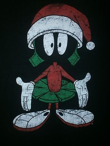 marvin martian santa claus t shirt christmas hat looney tunes bugs