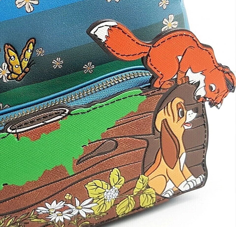 Mini Mochila Disney El Zorro y el Sabueso Tronco Tod Copper Danielle Nicole Foto 2 de 4