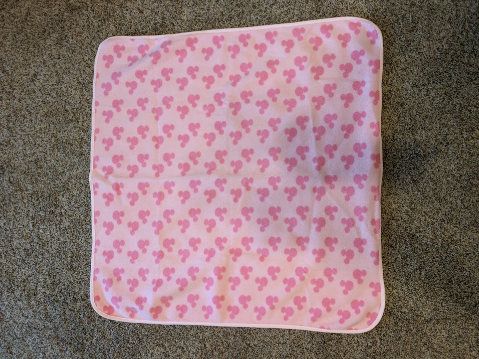 Manta de bebé polar rosa Disney logotipo de Minnie Mouse Foto 3 de 4