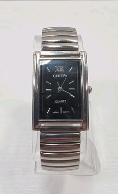 Geneva Silver Tone Womens Watch Stretch Metal Band New Battery 