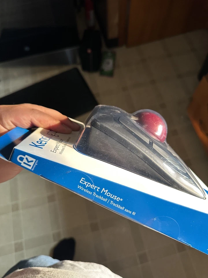 Kensington 72359 Expert Mouse Trackball Inalámbrico con Alcance de 30' - Negro Nuevo Foto 4 de 4