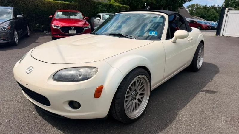 2008 Mazda MX-5 Miata Touring