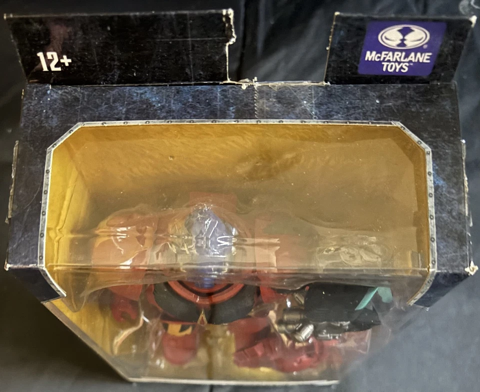 WarHammer 40K Blood Angels Hellblaster McFarlane Toys 7IN Action Figure - Image 3 of 4