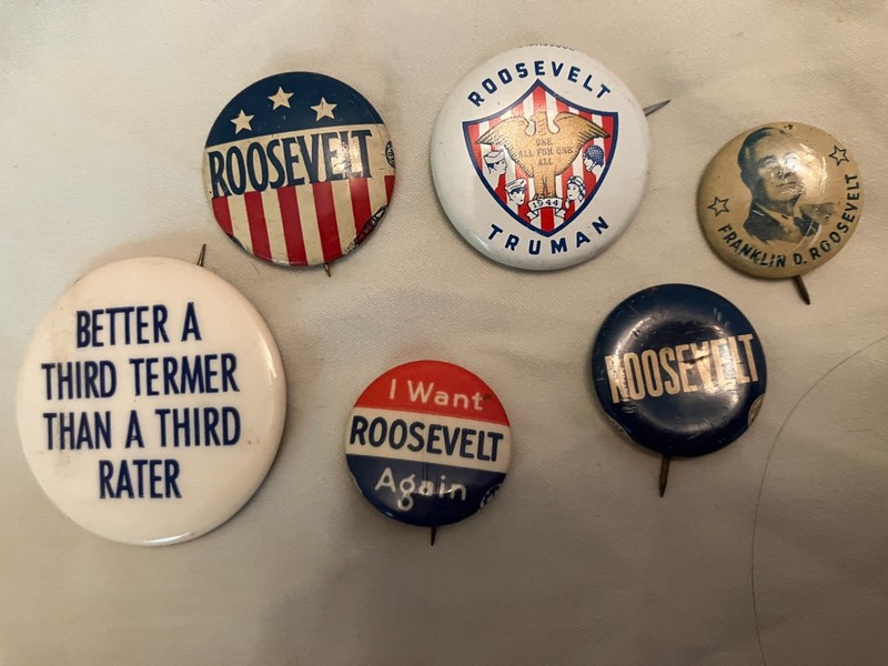 Variety of six FRANKLIN DELANO ROOSEVELT Presidential Campaign Buttons and Pins