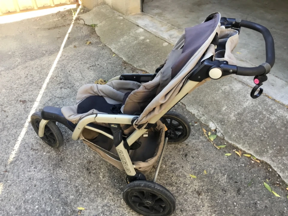 Poussette Chicco Trio Activ3 (avec nacelle/couffin et siège auto 0+) - Photo 4/4