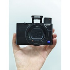 Sony Cyber-Shot RX100 VA 20.1 MP 2.9x Zoom DSC-RX100 M5A Digital Camera