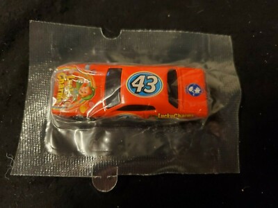 1971 PLYMOUTH GTX - Lucky Charms Die-Cast Hot Wheels Car / Cereal
