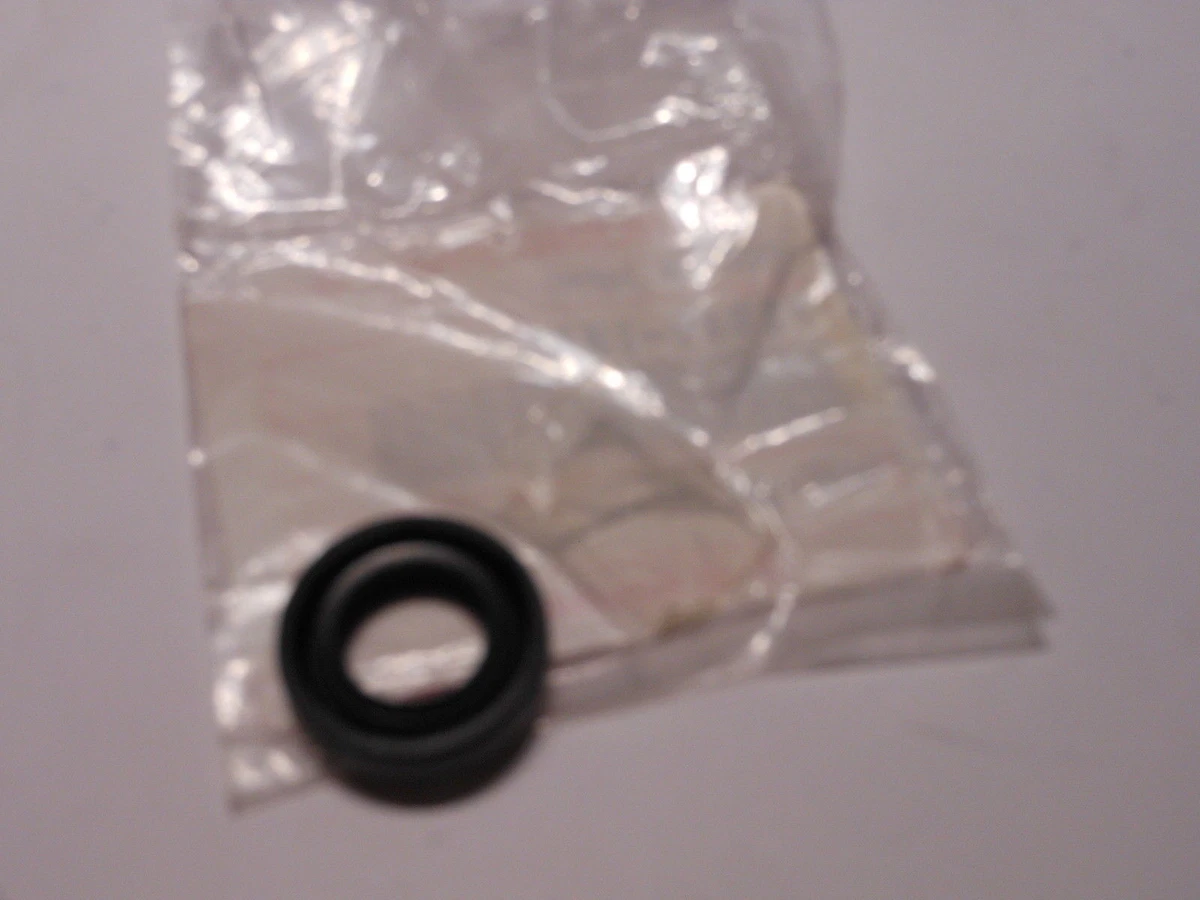 Kawasaki 99-18 KX250 VN1500/1600/1800 11-16 K9204-91519 OilSeal PN:92049-1519 Kawasaki 99-18 KX250 VN1500/1600/1800 11-16 K9204-91519 OilSeal PN:92049-1519