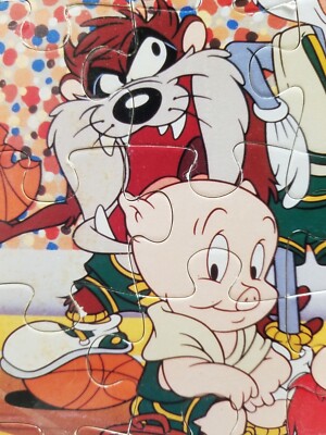 Vintage Looney Tunes Basketball Wooden Puzzle 48 Piece 16x12