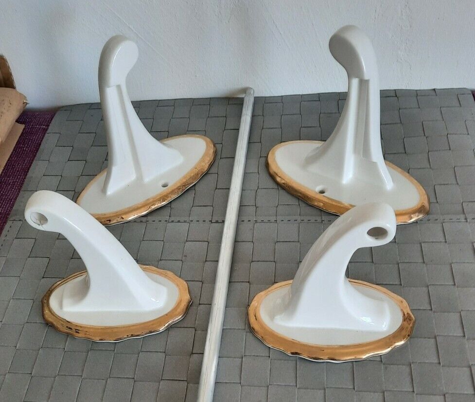 Foto 3 di 10