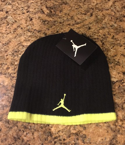 NIKE AIR JORDAN Youth Boys Beanie Knit 