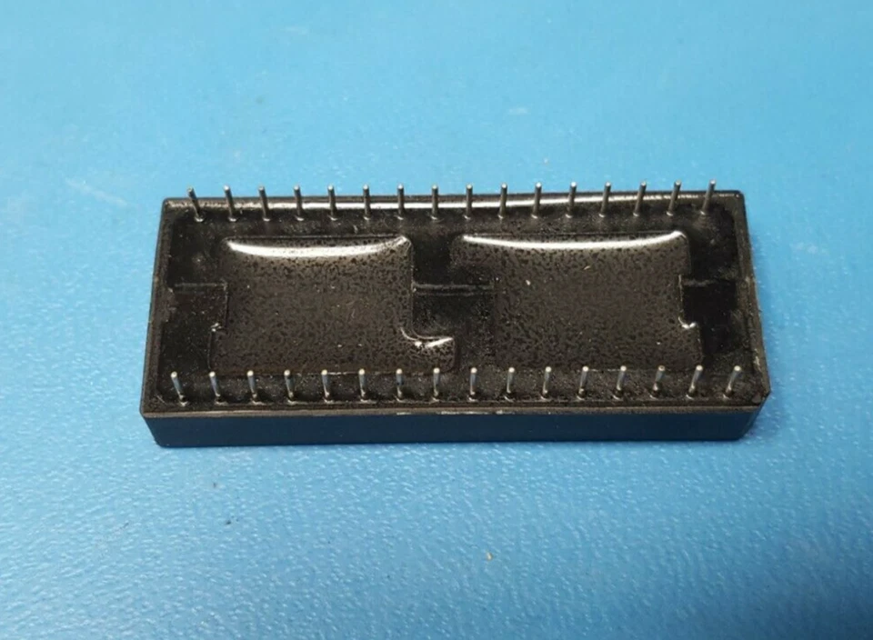 (1) Disk OnChip flash disk, MD2202-D32, SanDisk/M-SYSTEM, 32MB, 5V, 32 Pin- Dip Foto 3 de 4