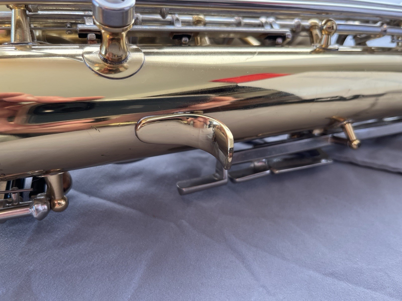 Buescher Aristocrat Alto Saxophone - Lacquer In Good Condition