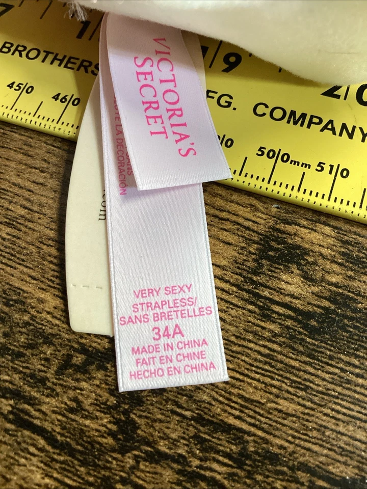 Sujetador sin tirantes Victoria’s Secret muy sexy 34A* Foto 4 de 4