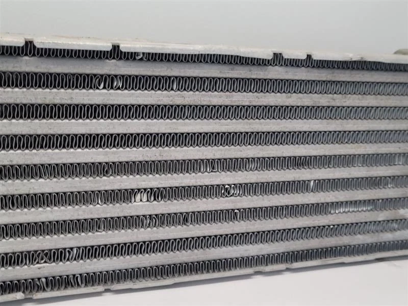 Интеркулер 2002-2004 MERCEDES C CLASS 203 тип C230 20350000 - Изображение 4 из 4