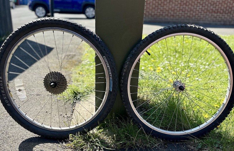 QR 26" MTB Bike Disc Brake Wheelset 8 Speed Cassette Road Tyres 26x2.10