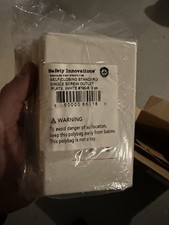 6-Pack Safety Innovations Self-Closing Outlet Covers For Center Screw White