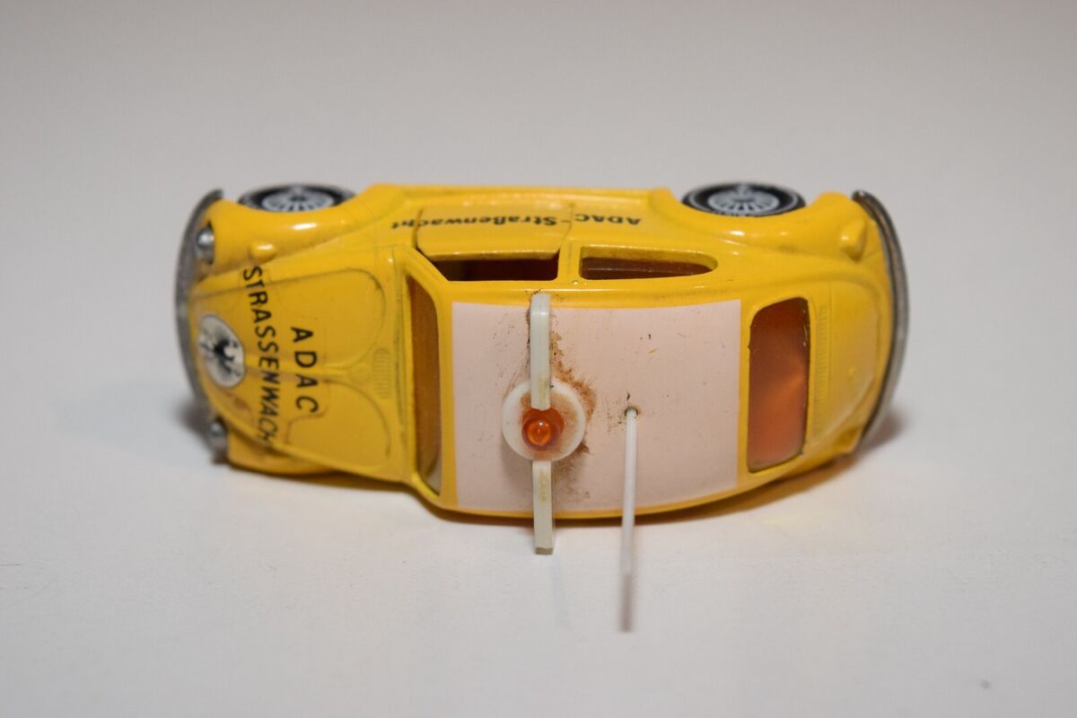 A85 1:55 3 INCH SIKU 1324 VW VOLKSWAGEN 1300 ADAC ROAD WATCH
