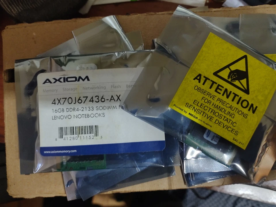 NEW 16GB LENOVO AXIOM 4X70J67436-AX DDR4 2133MHZ PC4-17000 T460P t570 T460S P50  - Image 2 of 3
