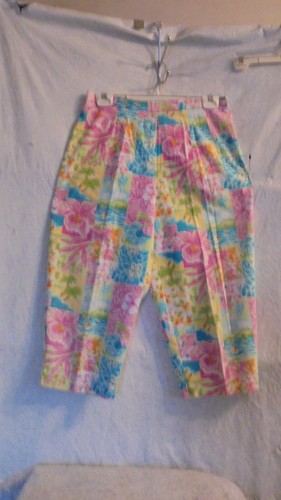 BRIGGS, PETITE, FLORAL,& PALM TREES,CROP,CAPRI'S SZ 8 PT. WAIST 28" DISPLAY - Picture 2 of 4