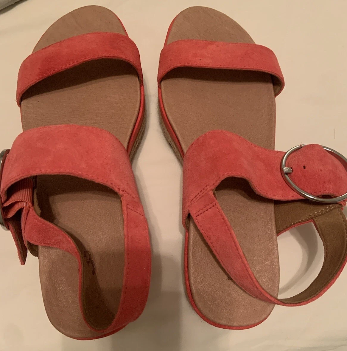 Sandali rosa uggs da donna taglia 8 5