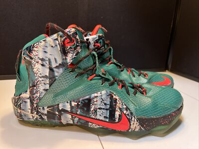 Nike LeBron 12 Akron Birch Xmas Mens Size 12 Emerald Green 707558