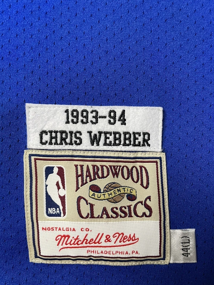 CAMISETA MITCHELL & NESS AUTÉNTICA GOLDEN STATE WARRIORS L CHRIS WEBBER $300 Foto 3 de 4